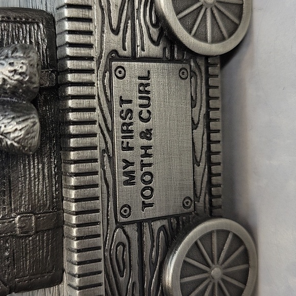 💕Silver Teddy Bear Tooth and Curl Keepsake Box - Picture 2 of 3